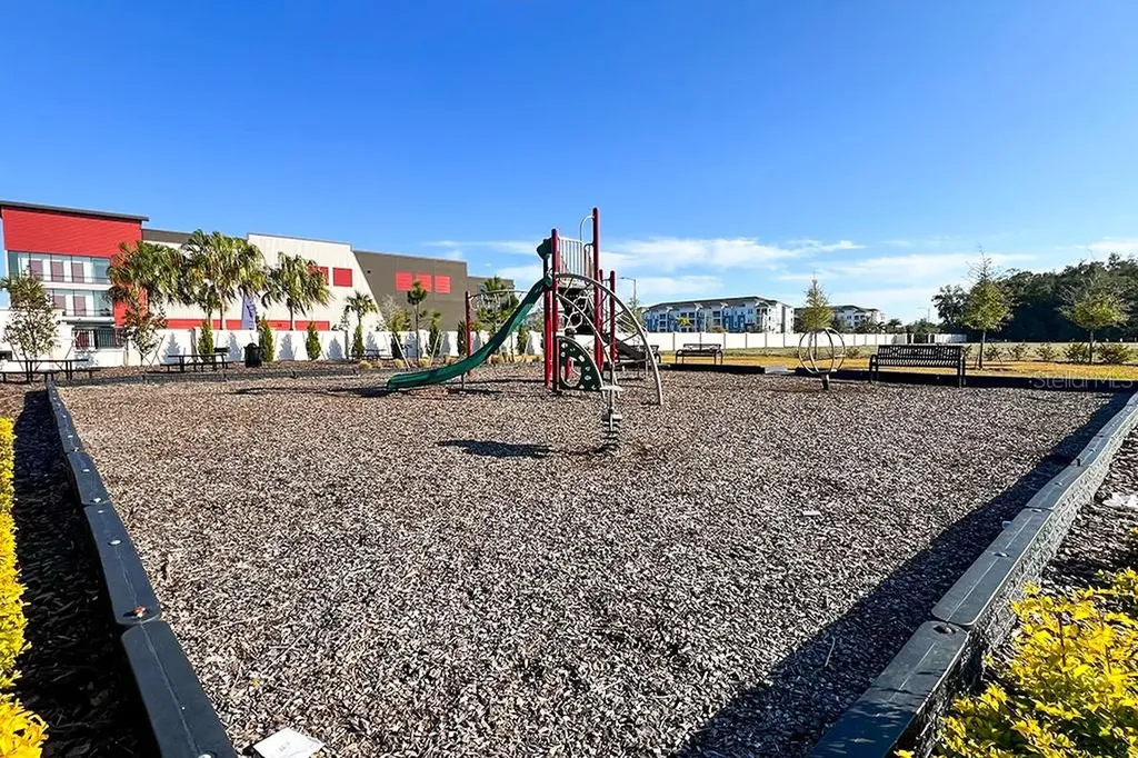 4603 Campsite Loop Orlando FL 32824