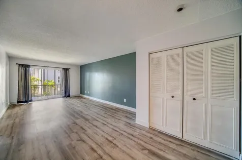 8693 Bardmoor Boulevard Seminole FL 33777