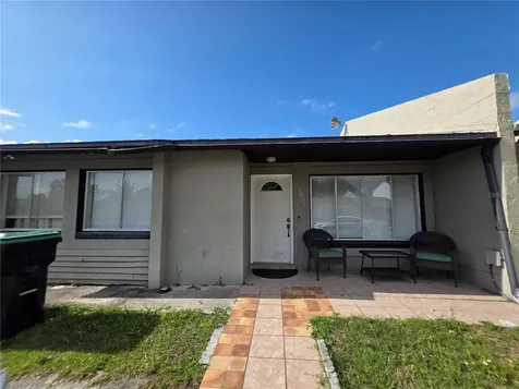2821 Charing Cross Way Orlando FL 32837