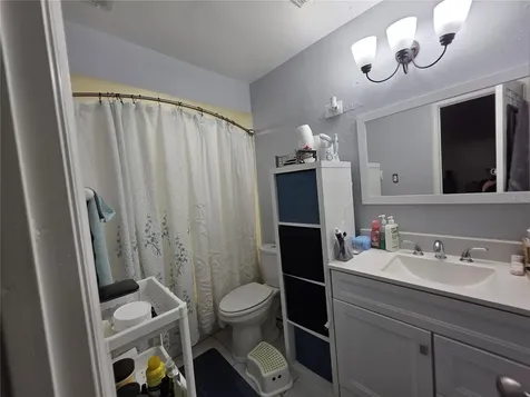 2821 Charing Cross Way Orlando FL 32837