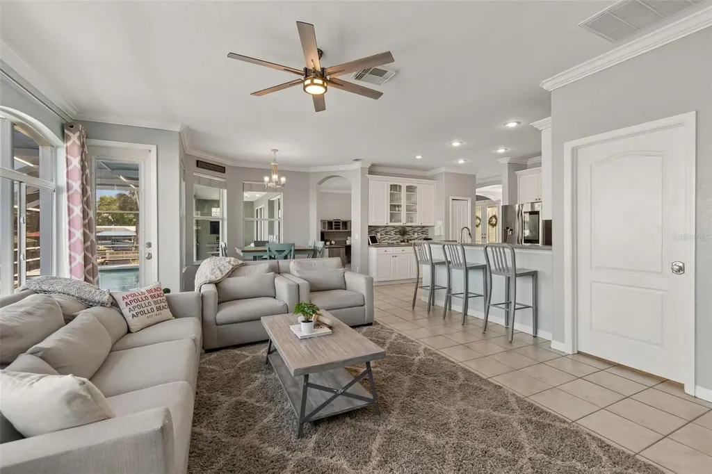 703 Bunker View Drive Apollo Beach FL 33572