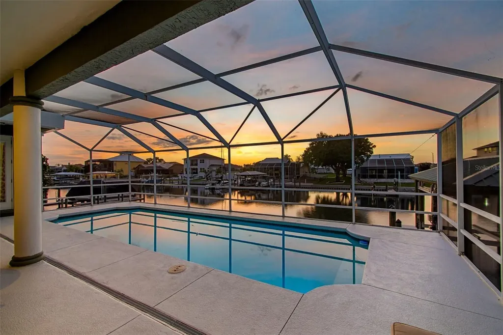 703 Bunker View Drive Apollo Beach FL 33572