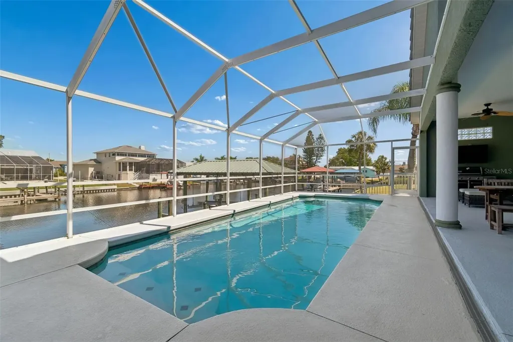 703 Bunker View Drive Apollo Beach FL 33572