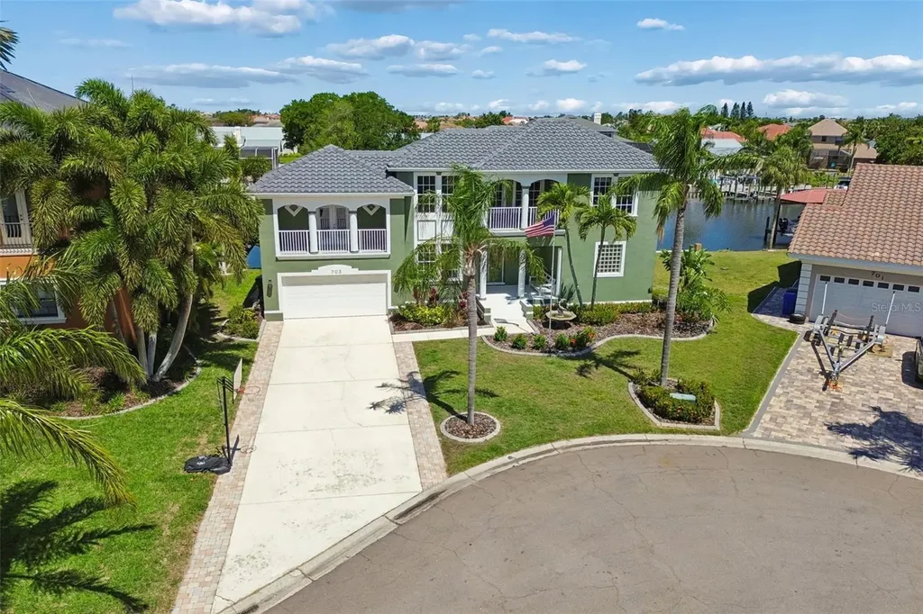 703 Bunker View Drive Apollo Beach FL 33572