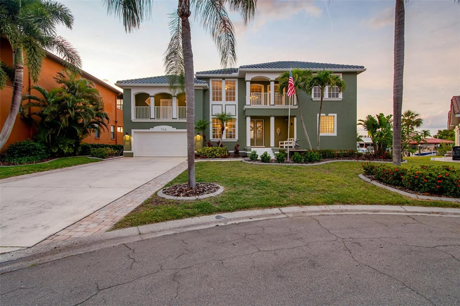 703 Bunker View Drive Apollo Beach FL 33572