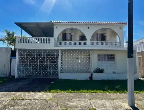 51 Ducal St., Extension El Comandante Carolina PR 00982