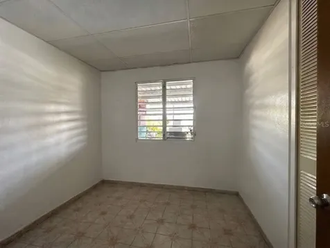 51 Ducal St., Extension El Comandante Carolina PR 00982
