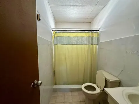 51 Ducal St., Extension El Comandante Carolina PR 00982