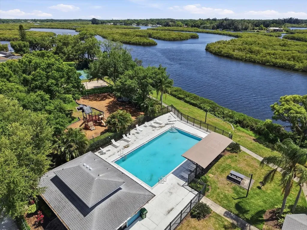4844 14th Avenue E Bradenton FL 34208