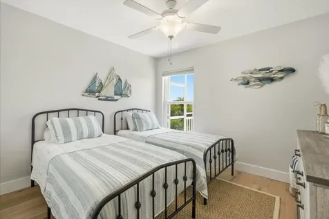 4844 14th Avenue E Bradenton FL 34208