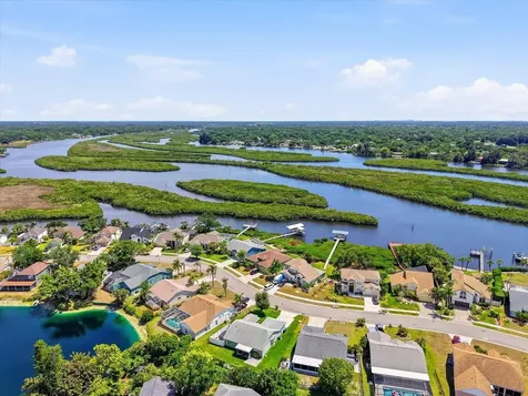 4844 14th Avenue E Bradenton FL 34208