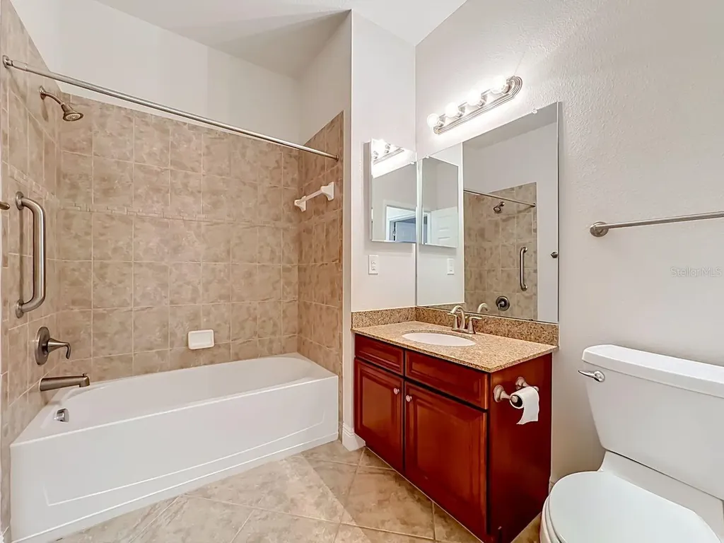 206 Shell Falls Drive Apollo Beach FL 33572