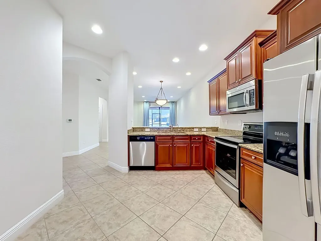 206 Shell Falls Drive Apollo Beach FL 33572