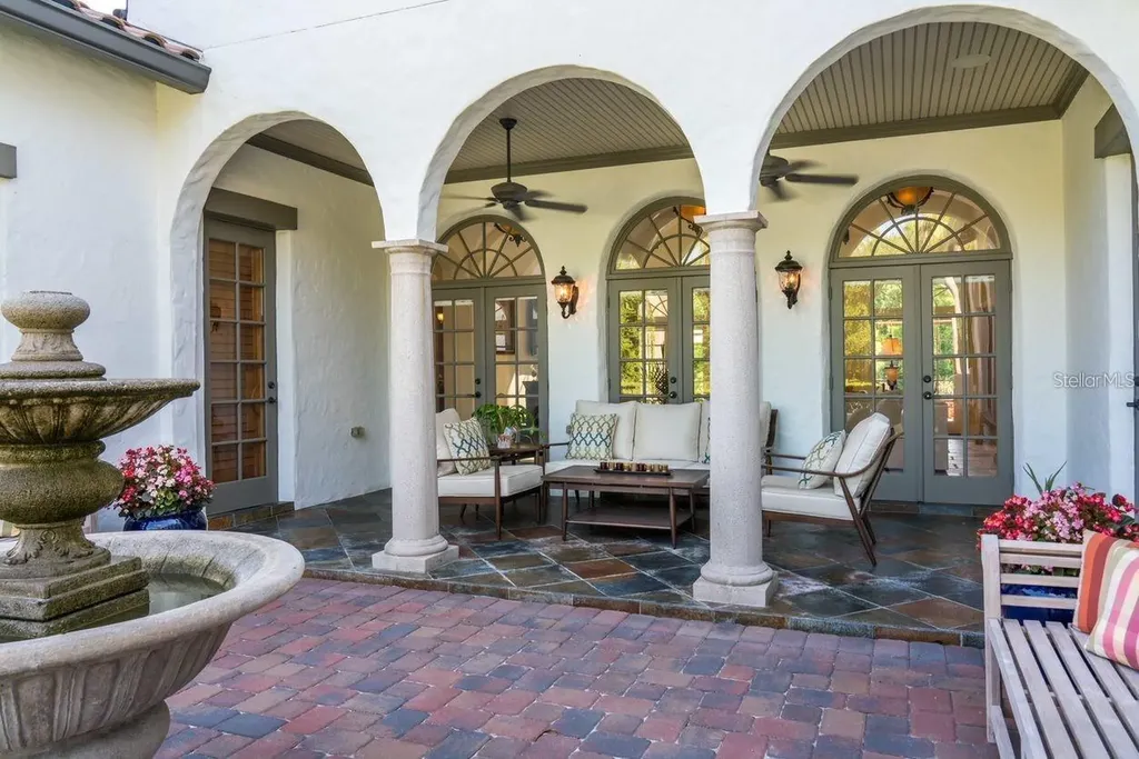 713 Eastlawn Drive Celebration FL 34747