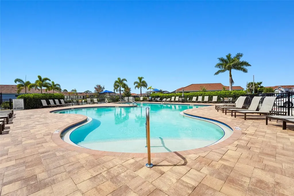 617 Mistiflower Circle Nokomis FL 34275