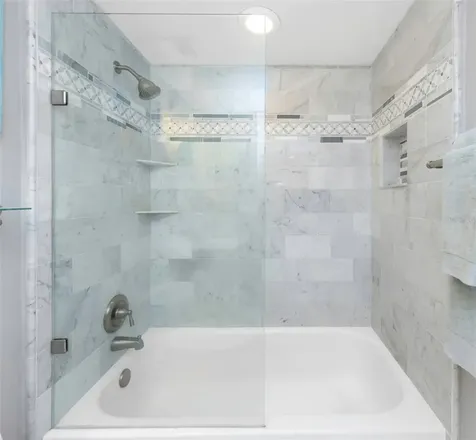 1324 Pasadena Avenue S South Pasadena FL 33707