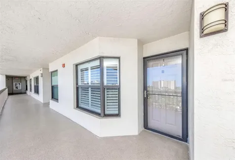 1324 Pasadena Avenue S South Pasadena FL 33707