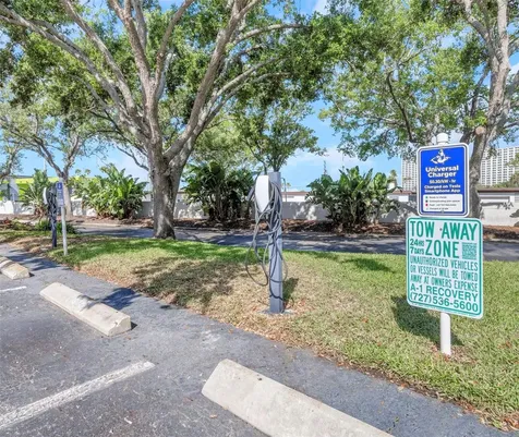 1324 Pasadena Avenue S South Pasadena FL 33707