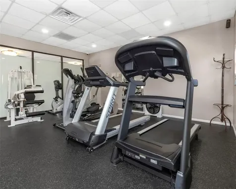 1324 Pasadena Avenue S South Pasadena FL 33707