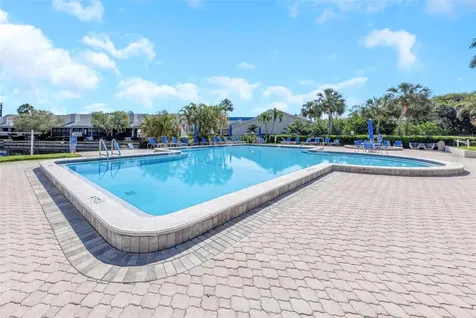 1324 Pasadena Avenue S South Pasadena FL 33707