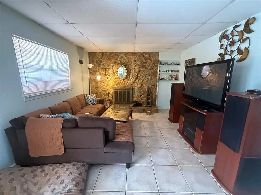6210 Spanish Oak Drive Orlando FL 32809
