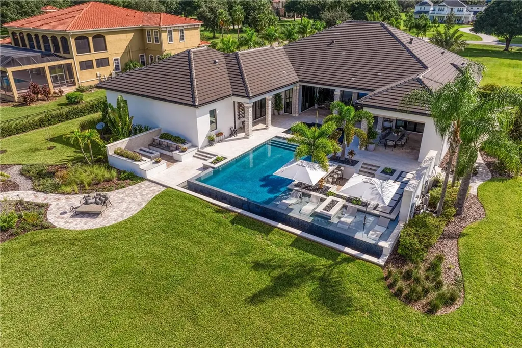 10521 Broadland Pass Thonotosassa FL 33592