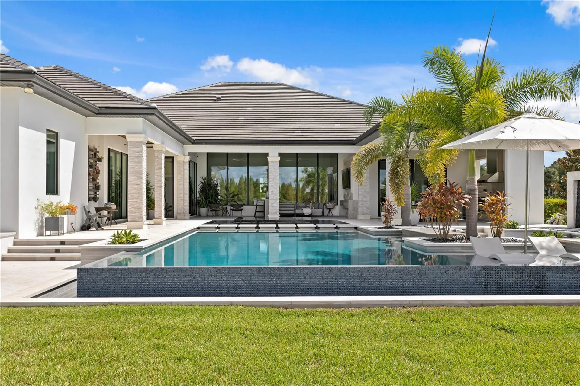 10521 Broadland Pass Thonotosassa FL 33592