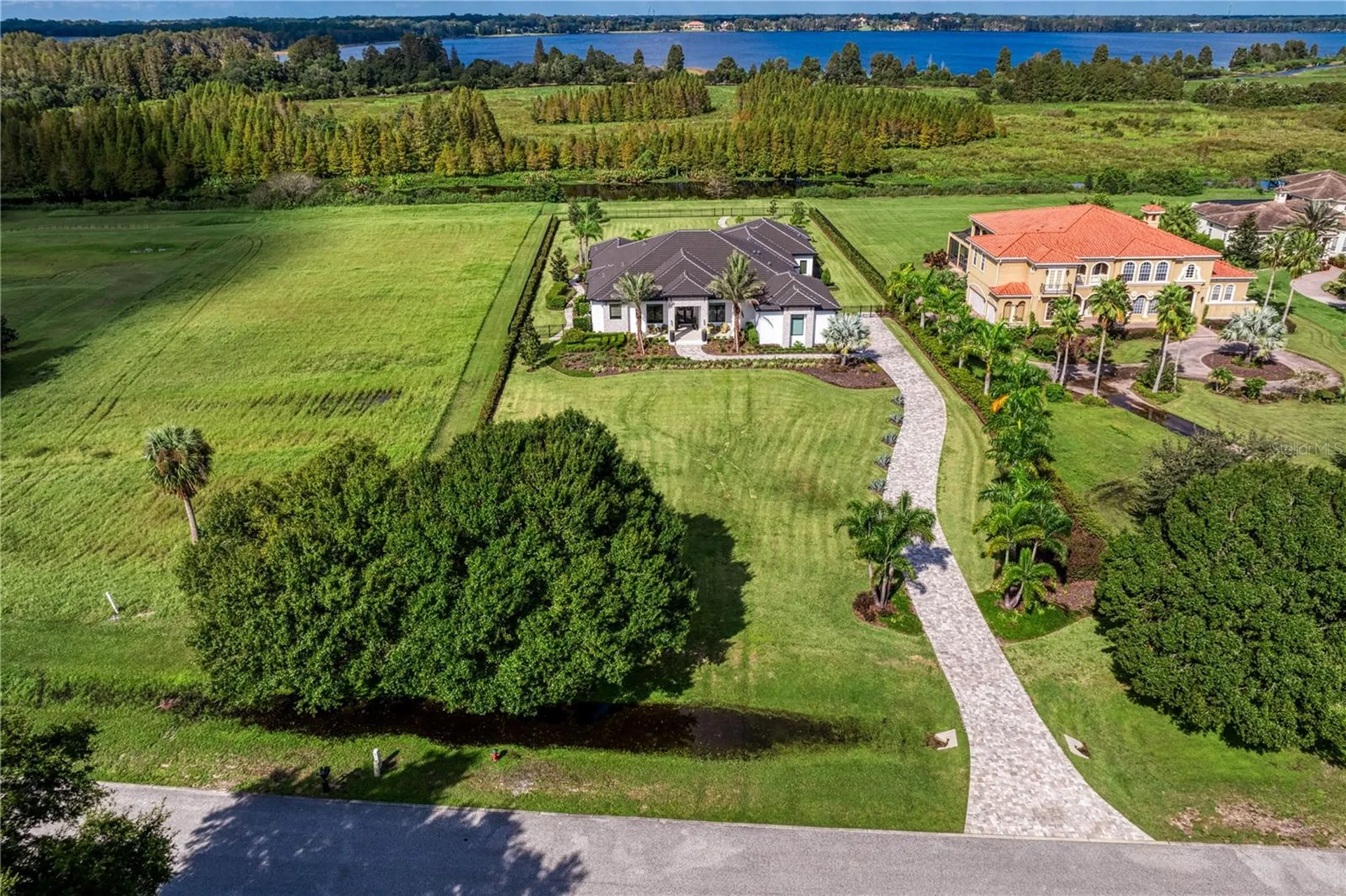 10521 Broadland Pass Thonotosassa FL 33592