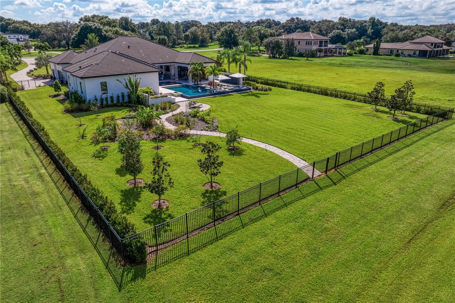 10521 Broadland Pass Thonotosassa FL 33592