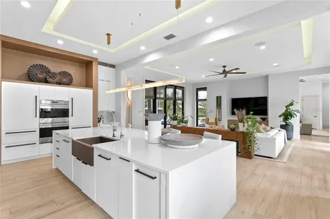 10521 Broadland Pass Thonotosassa FL 33592