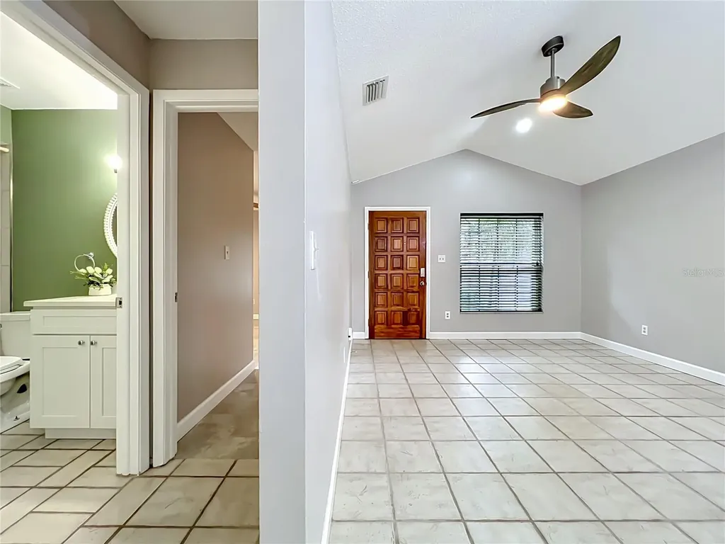 2557 Riva Court Orlando FL 32817