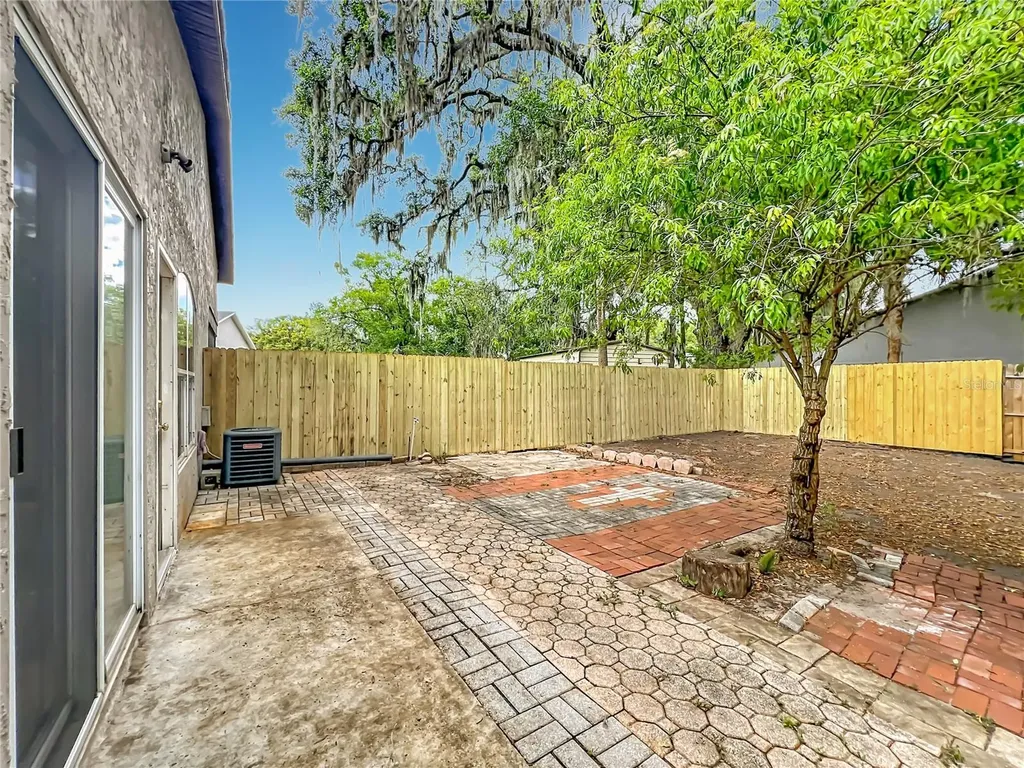 2557 Riva Court Orlando FL 32817
