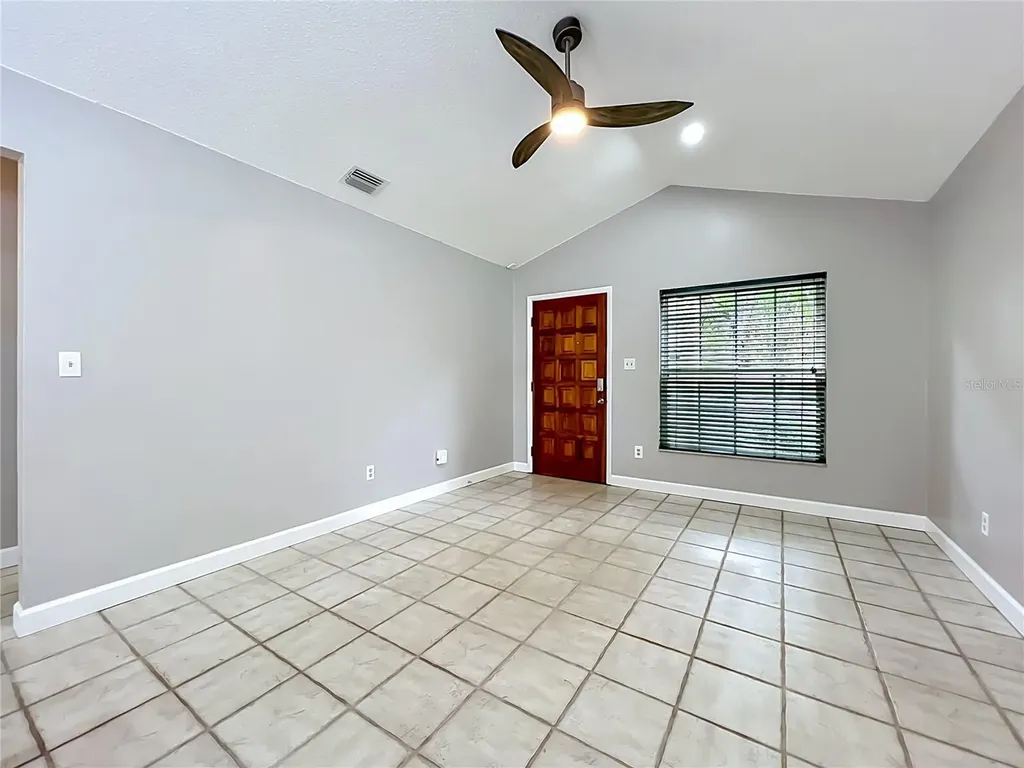 2557 Riva Court Orlando FL 32817