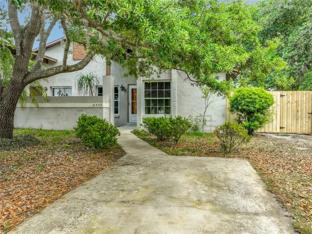 2557 Riva Court Orlando FL 32817