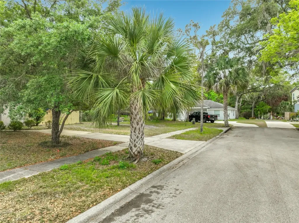 2557 Riva Court Orlando FL 32817