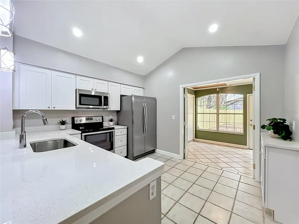 2557 Riva Court Orlando FL 32817