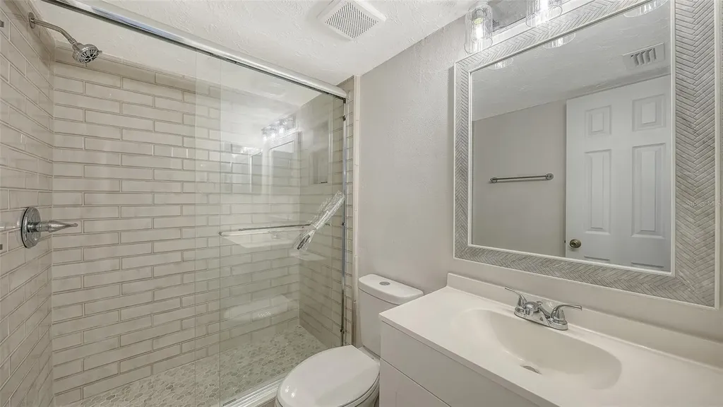 1720 Glenhouse Drive Sarasota FL 34231