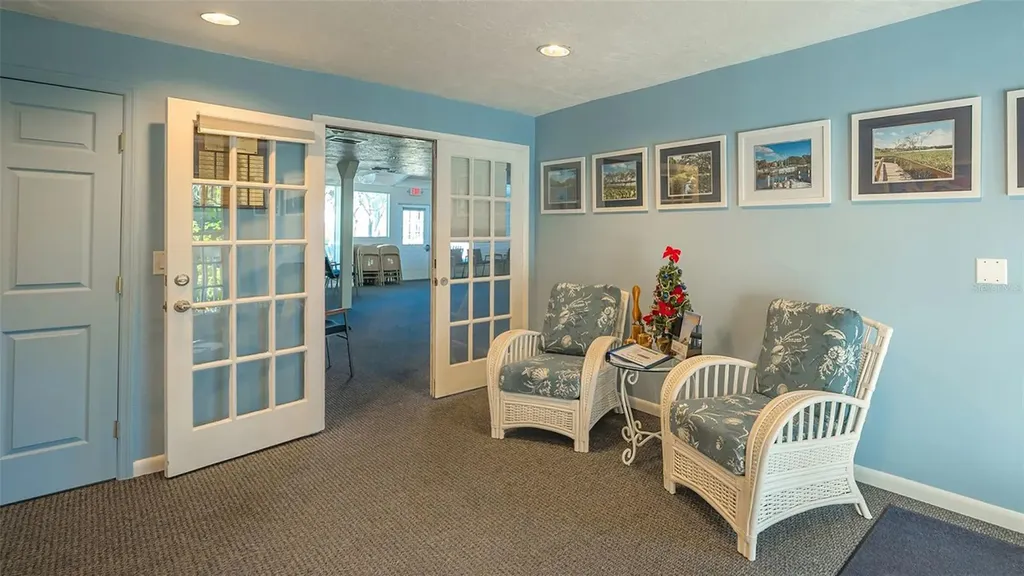 1720 Glenhouse Drive Sarasota FL 34231