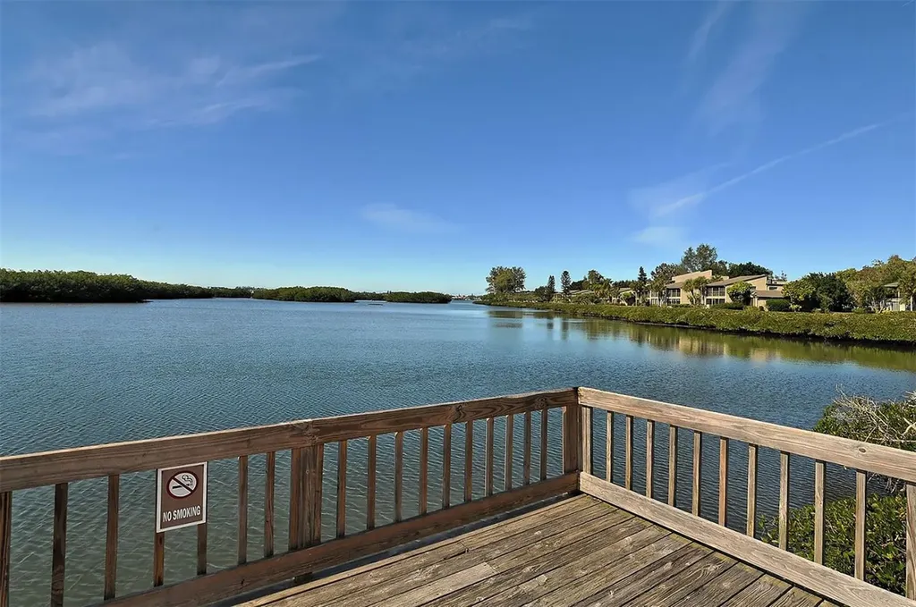 1720 Glenhouse Drive Sarasota FL 34231