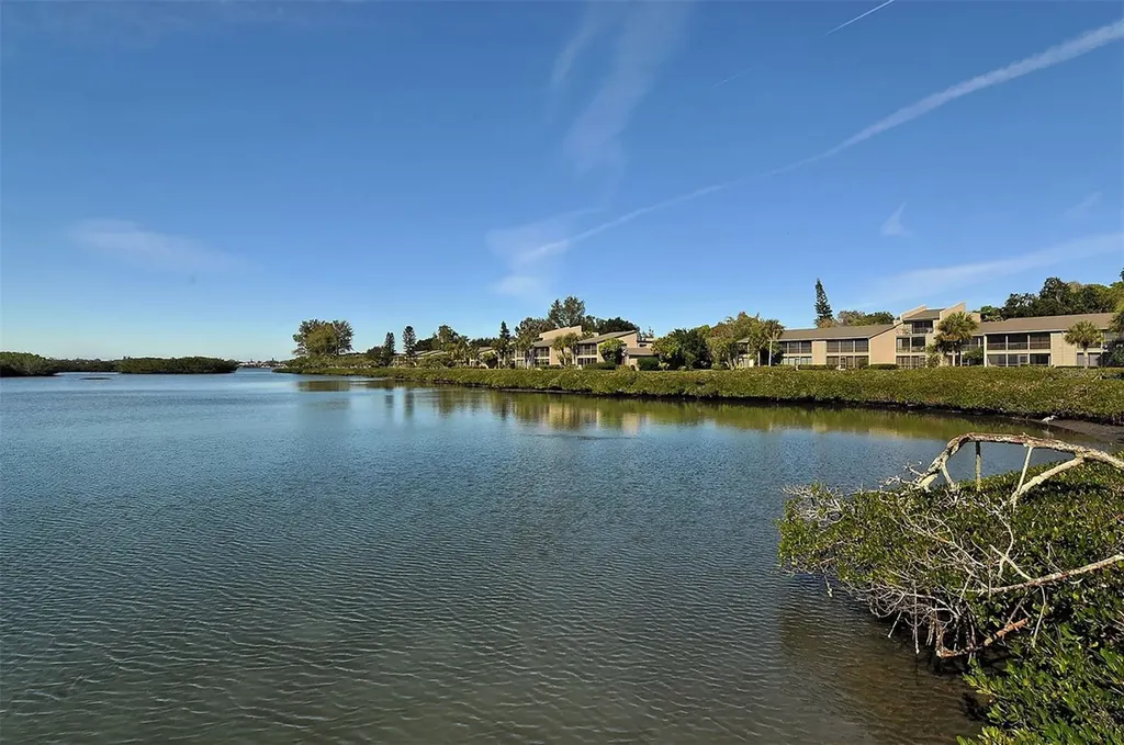 1720 Glenhouse Drive Sarasota FL 34231