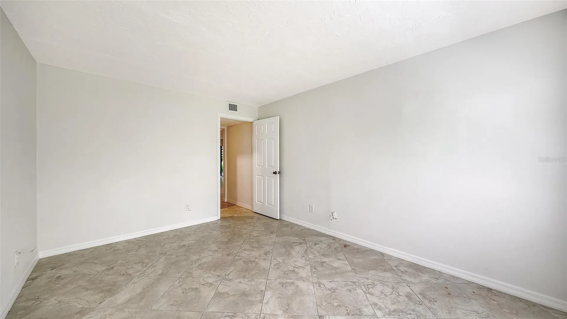 1720 Glenhouse Drive Sarasota FL 34231
