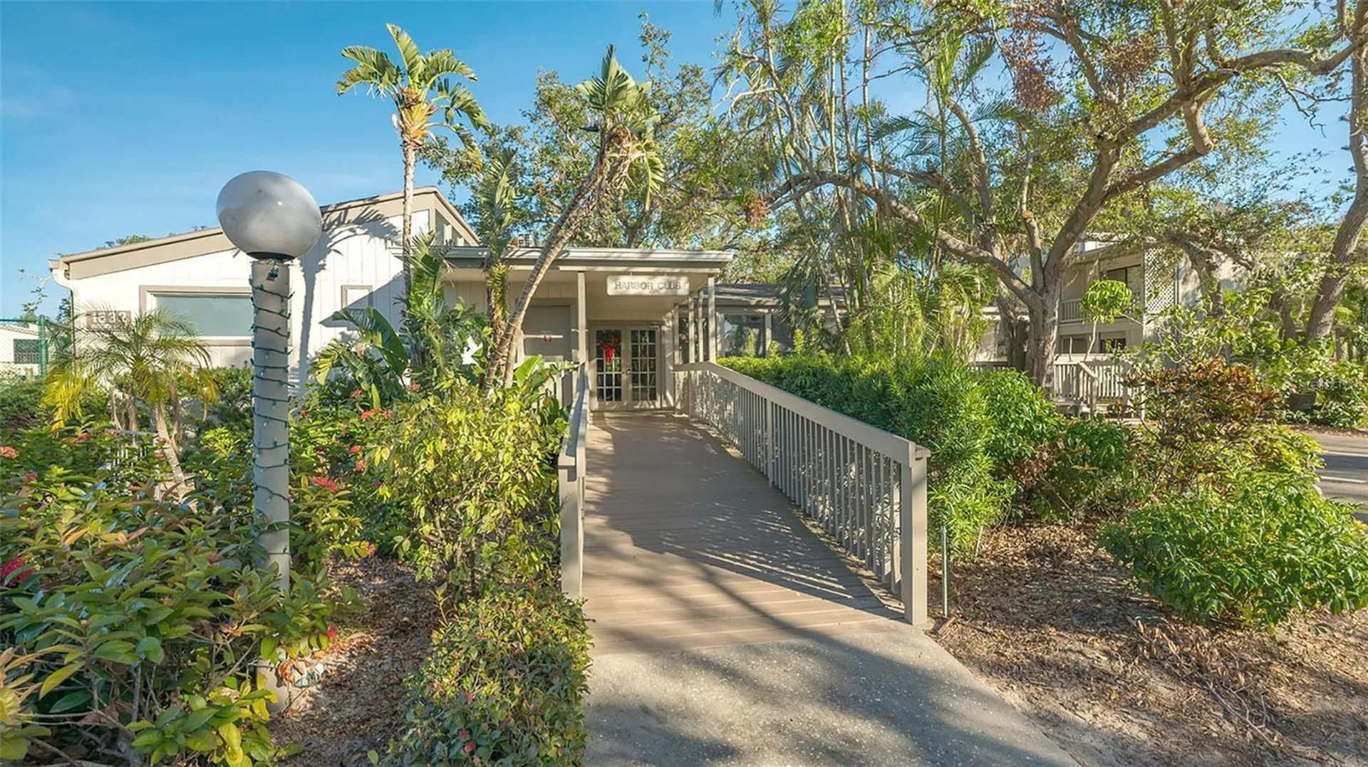 1720 Glenhouse Drive Sarasota FL 34231