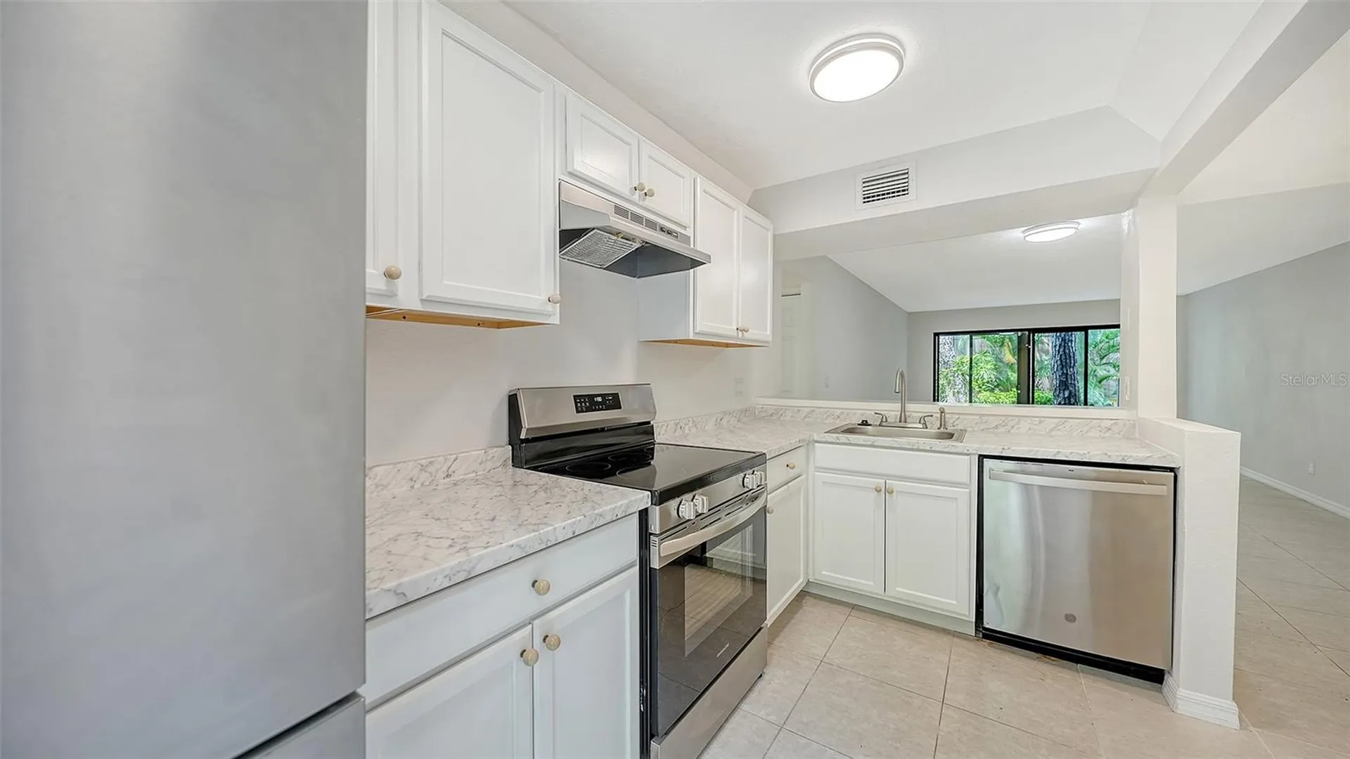 1720 Glenhouse Drive Sarasota FL 34231