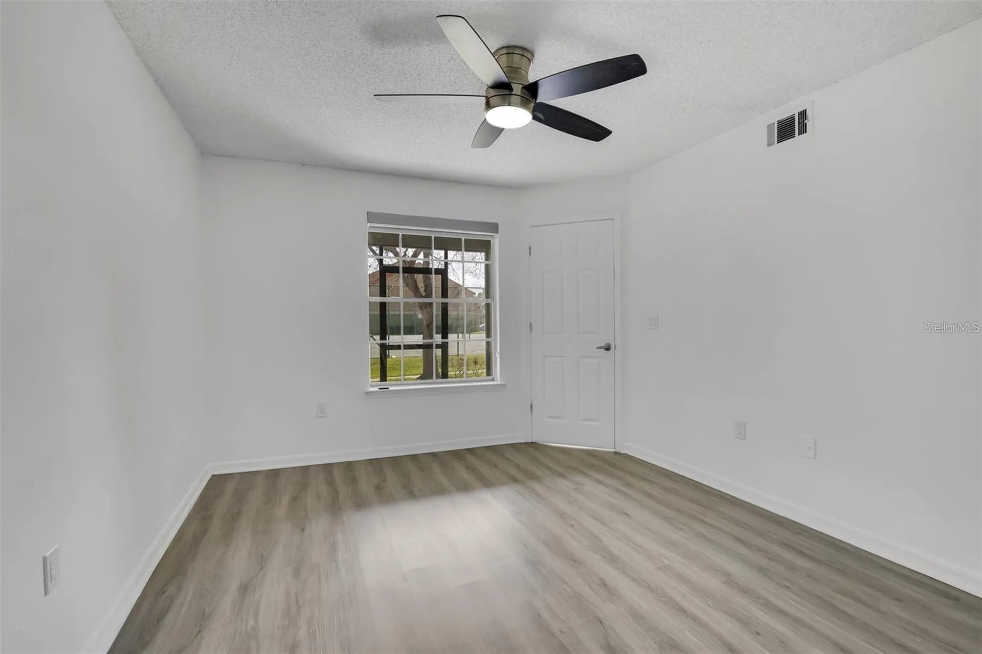 413 Fountainhead Circle Kissimmee FL 34741