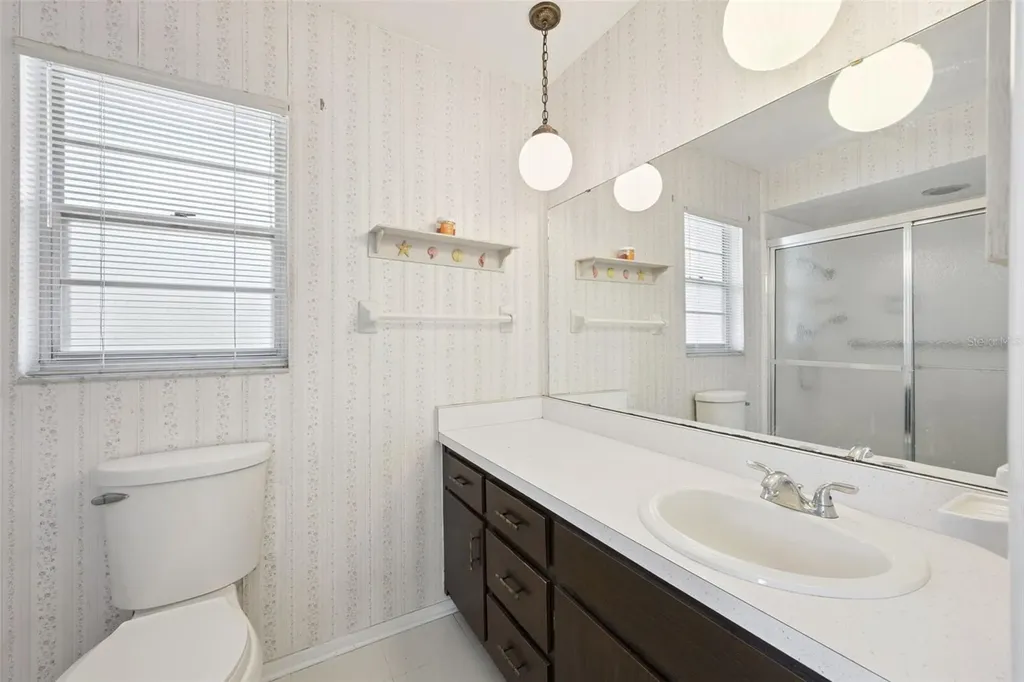 608 Wavecrest Drive Orlando FL 32807