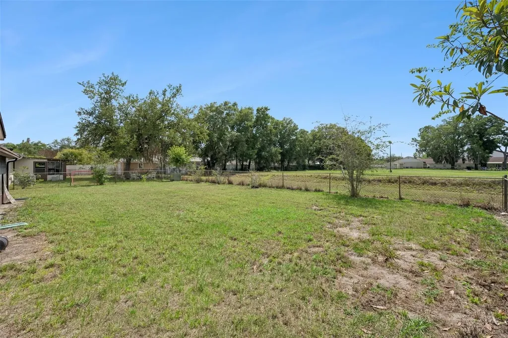 608 Wavecrest Drive Orlando FL 32807