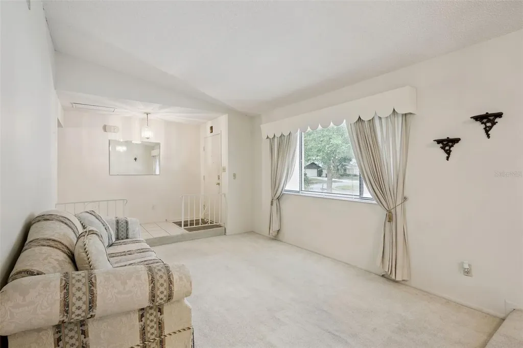 608 Wavecrest Drive Orlando FL 32807