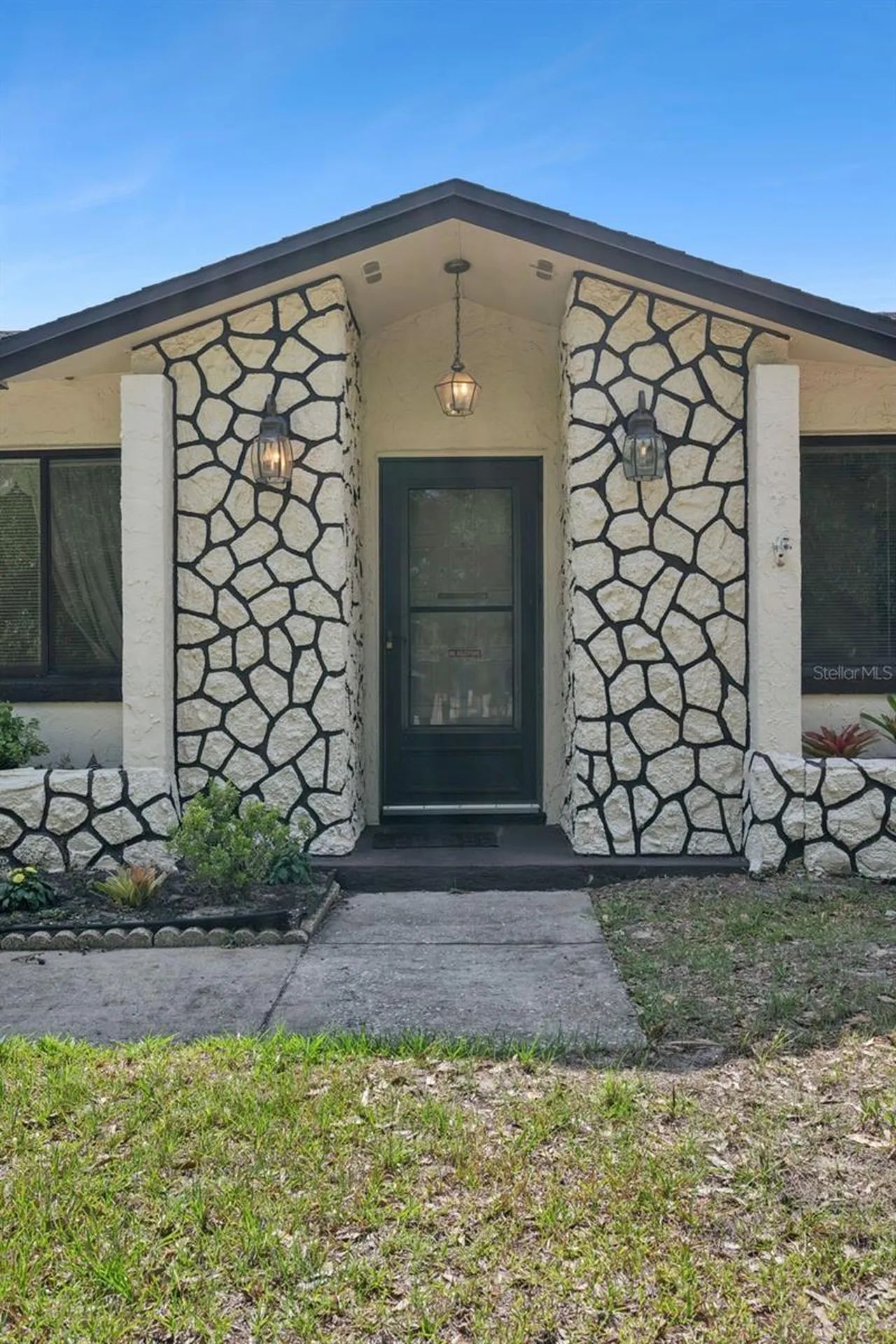608 Wavecrest Drive Orlando FL 32807