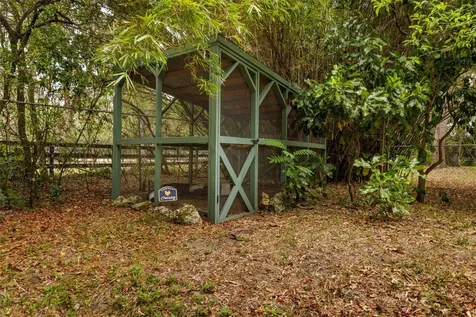818 NW 202nd Street Newberry FL 32669