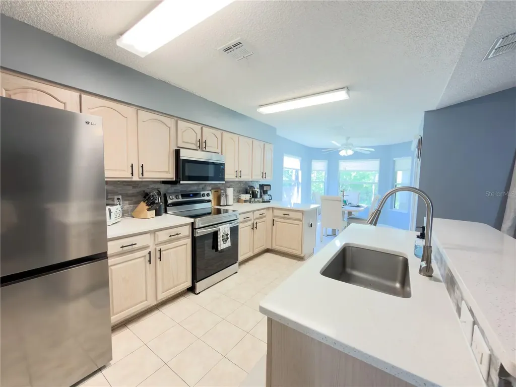 32676 Oak Park Drive Leesburg FL 34748